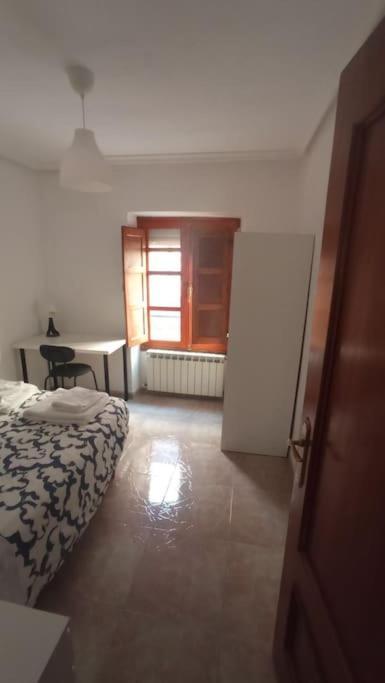 Piso Centrico En Casco Antiguo Apartment Леон Екстериор снимка