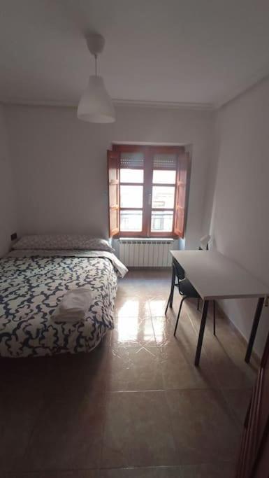 Piso Centrico En Casco Antiguo Apartment Леон Екстериор снимка